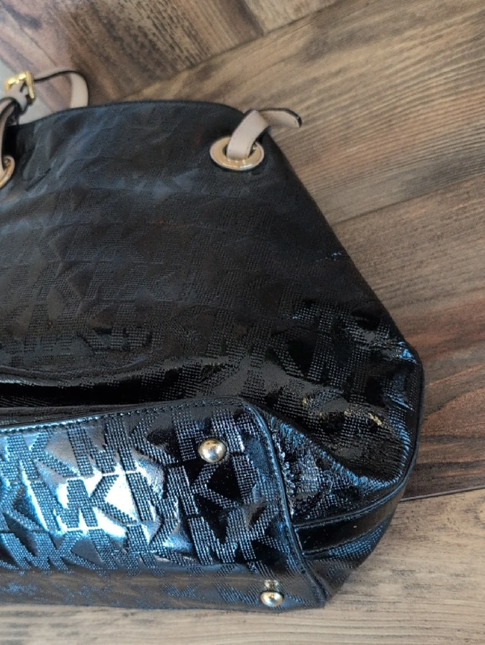 Michael Kors Black Patent Logo Leather Jet Set Shoulder Bag M359
